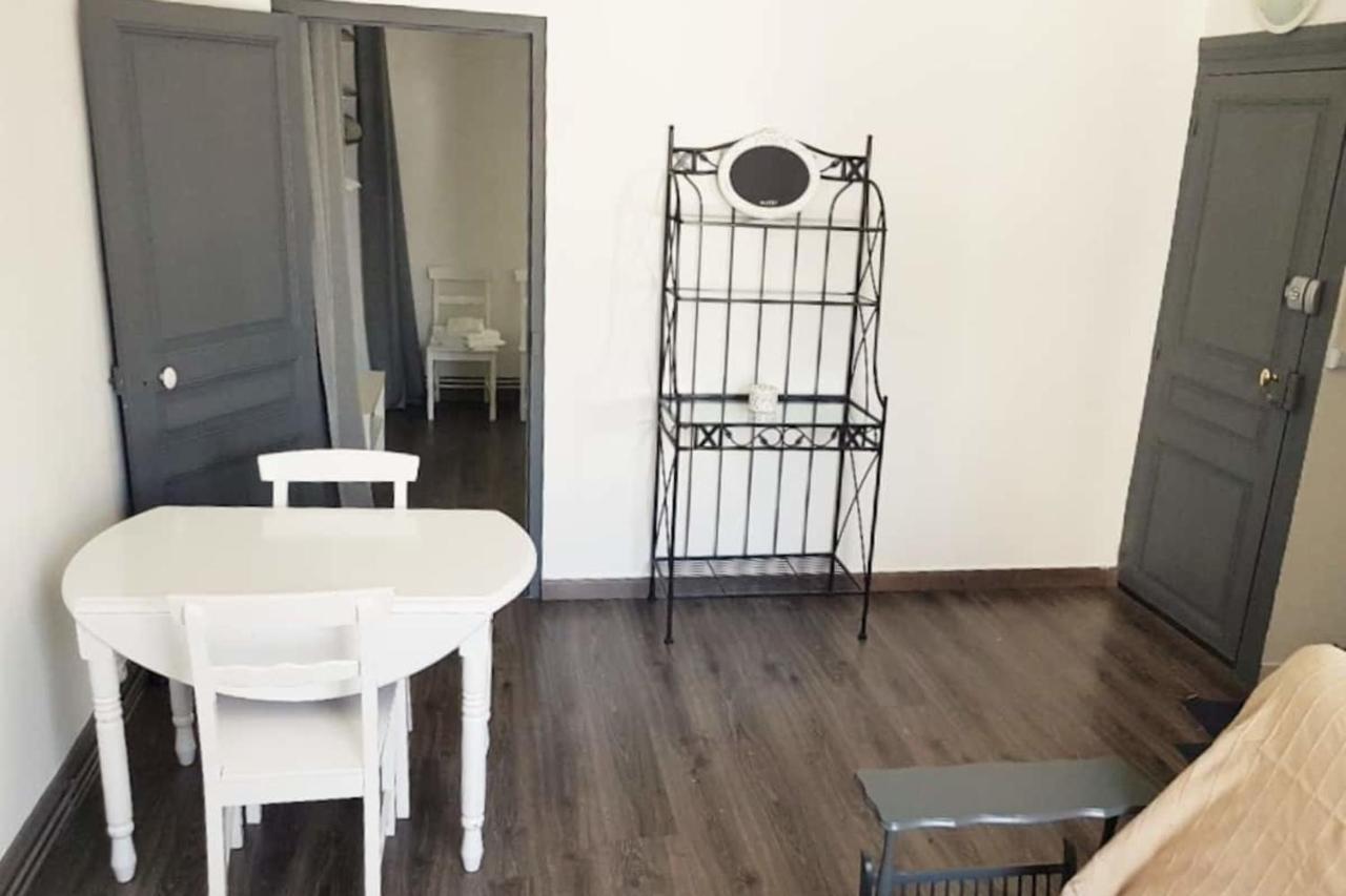 Charmant Type 2 Proche Gare Διαμέρισμα Τουρ Εξωτερικό φωτογραφία